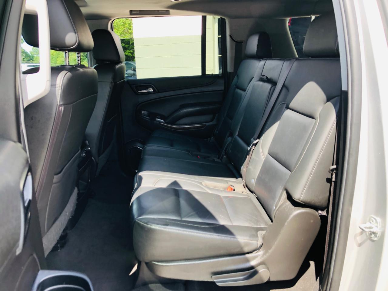 Chevrolet Suburban 4WD 4dr LT 2020