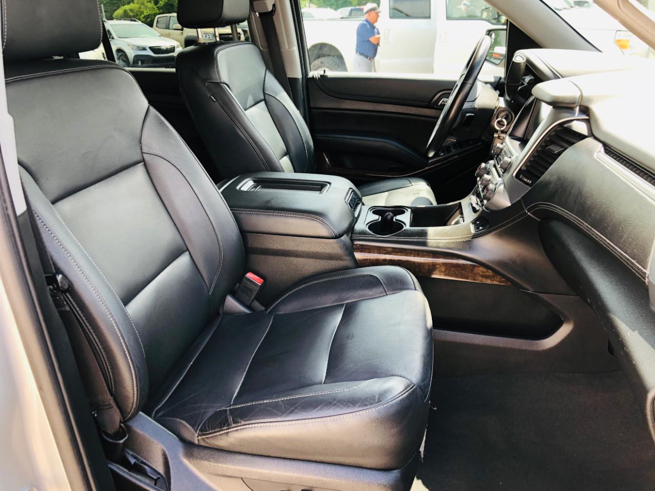 Chevrolet Suburban 4WD 4dr LT 2020