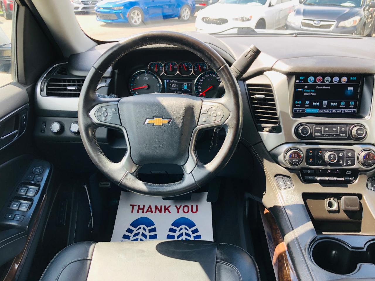 Chevrolet Suburban 4WD 4dr LT 2020