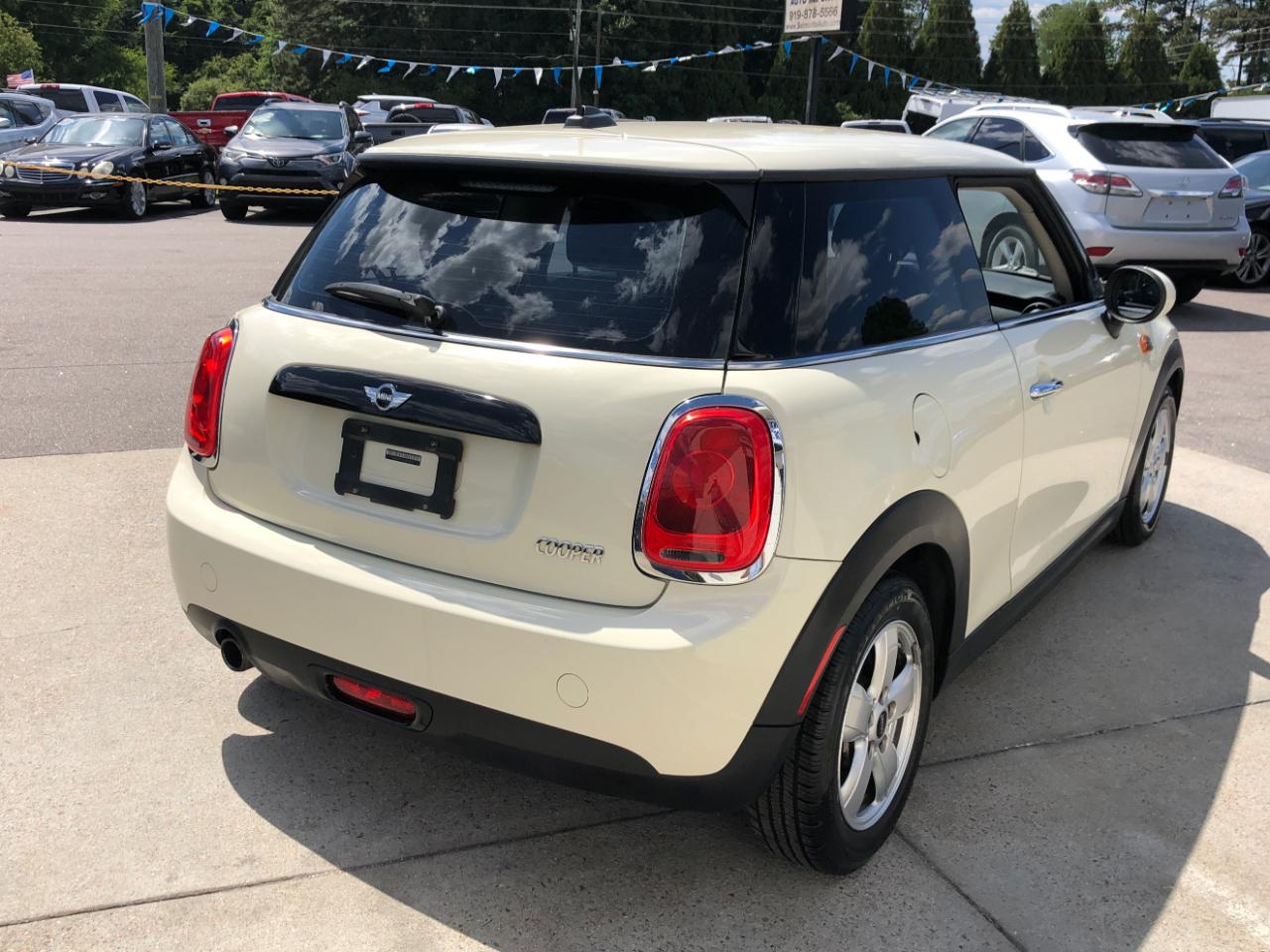 MINI Cooper Hardtop 2dr HB 2016