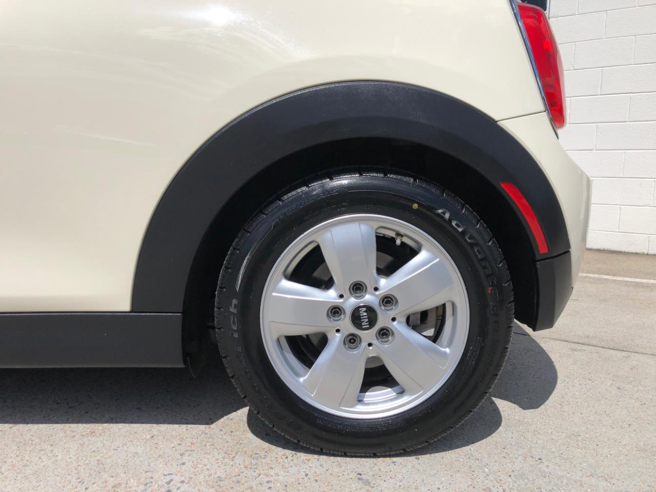 MINI Cooper Hardtop 2dr HB 2016