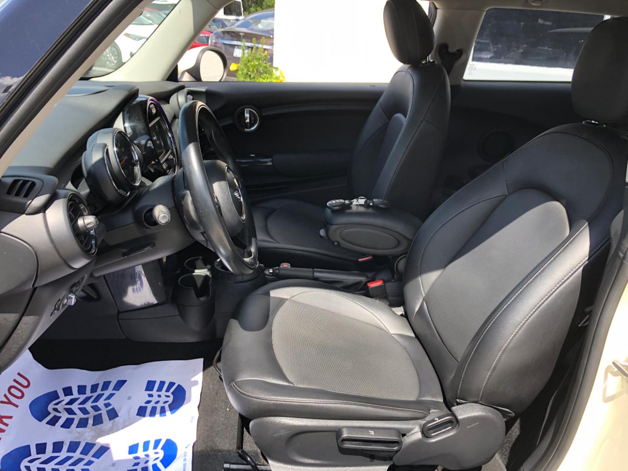 MINI Cooper Hardtop 2dr HB 2016