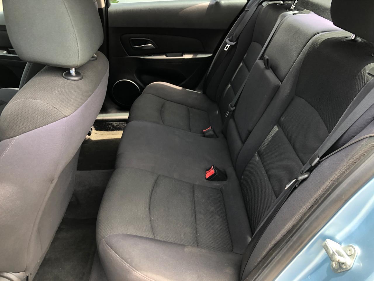 Chevrolet Cruze 4dr Sdn LT w/1LT 2012