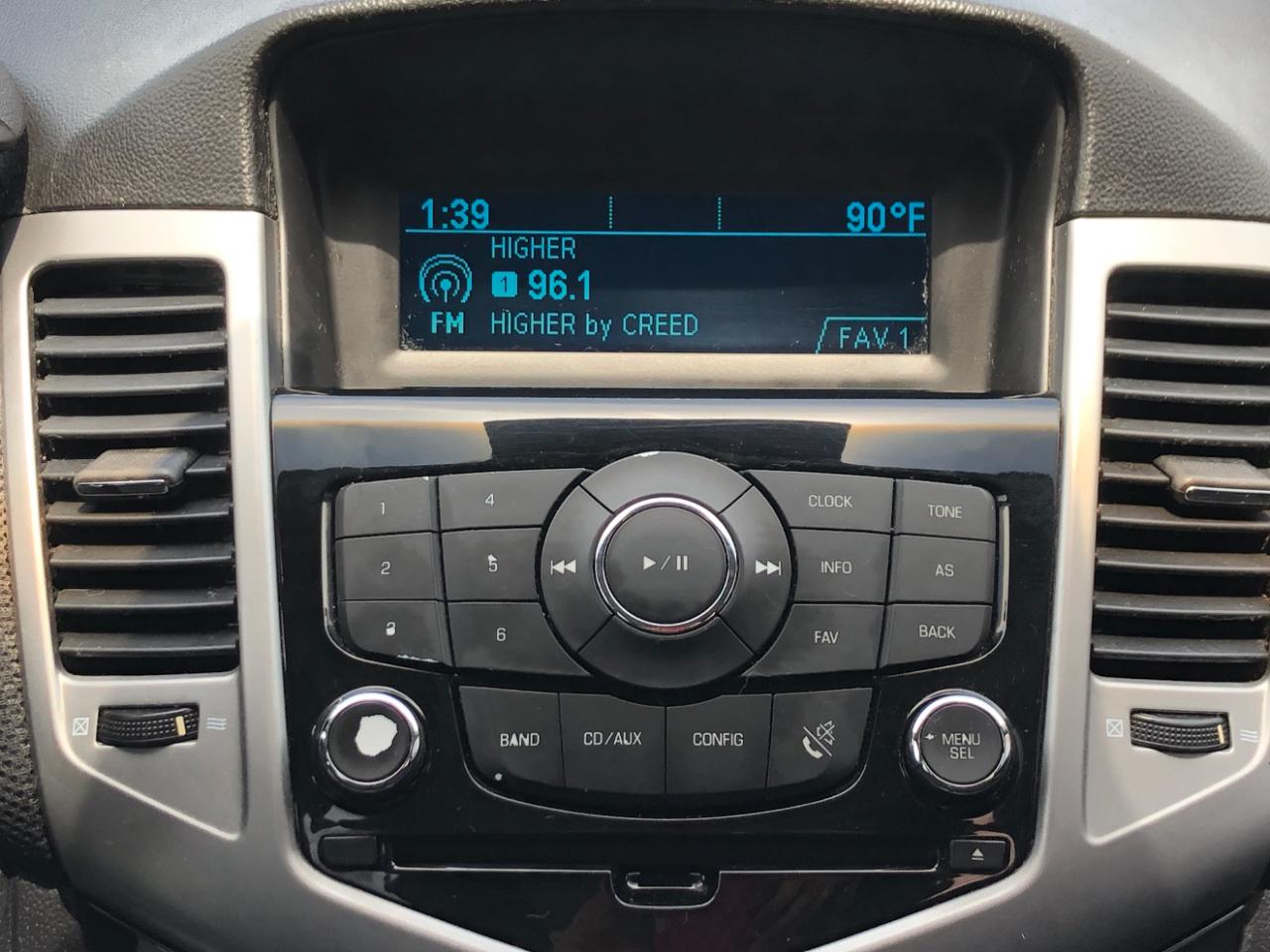 Chevrolet Cruze 4dr Sdn LT w/1LT 2012