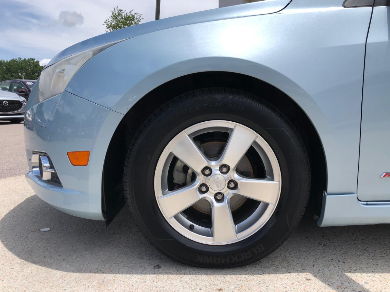 Chevrolet Cruze 4dr Sdn LT w/1LT 2012