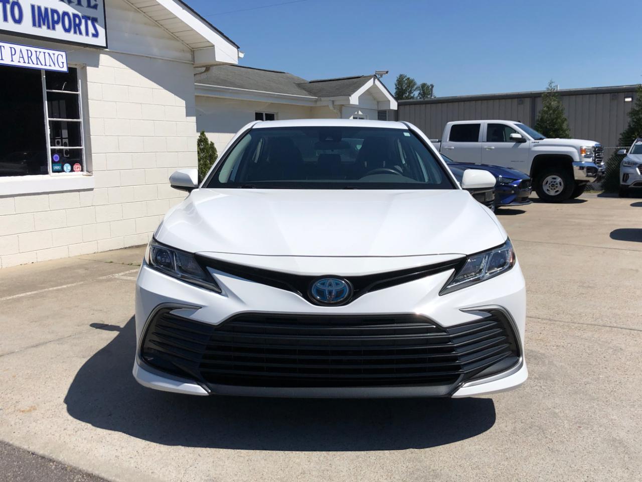 Toyota Camry Hybrid LE CVT (Natl) 2021