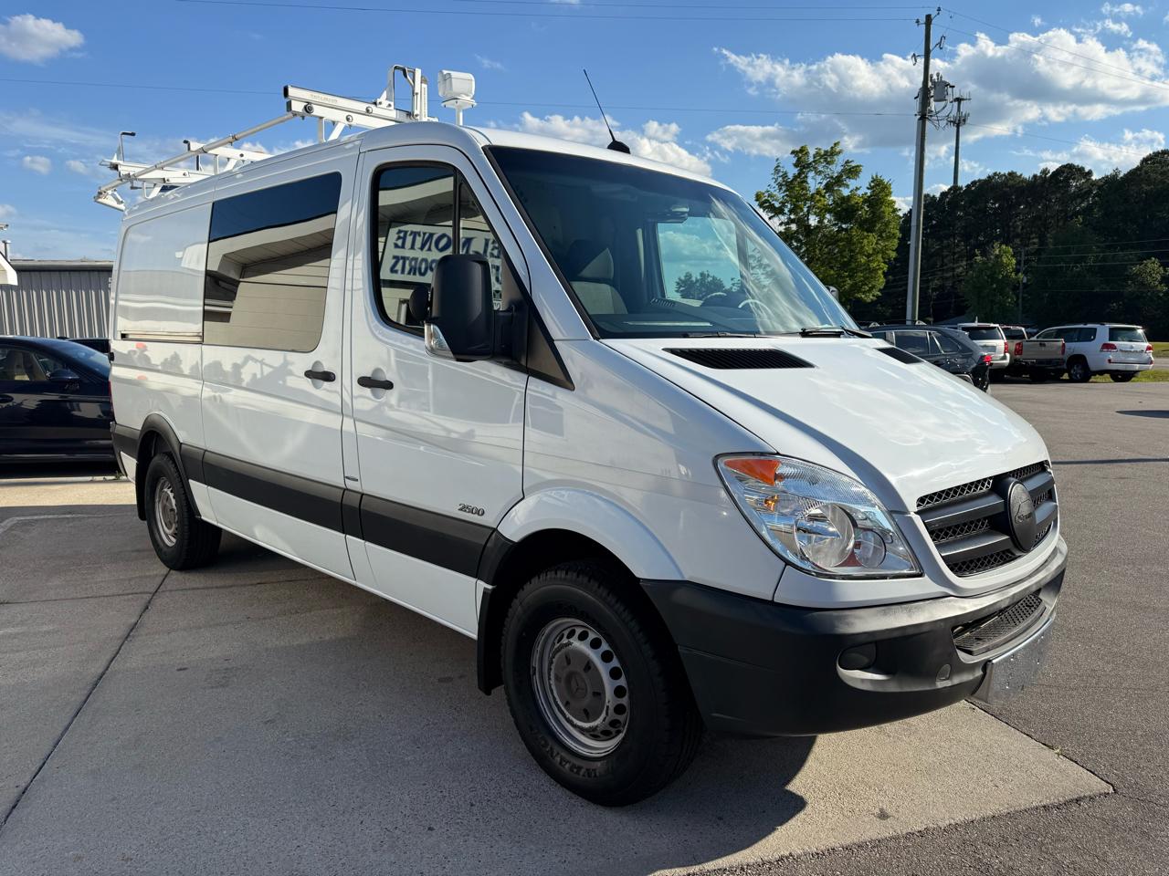 Mercedes-Benz Sprinter Cargo Vans 2500 144" 2012