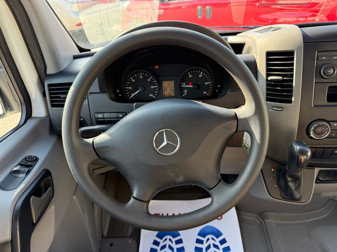 Mercedes-Benz Sprinter Cargo Vans 2500 144" 2012