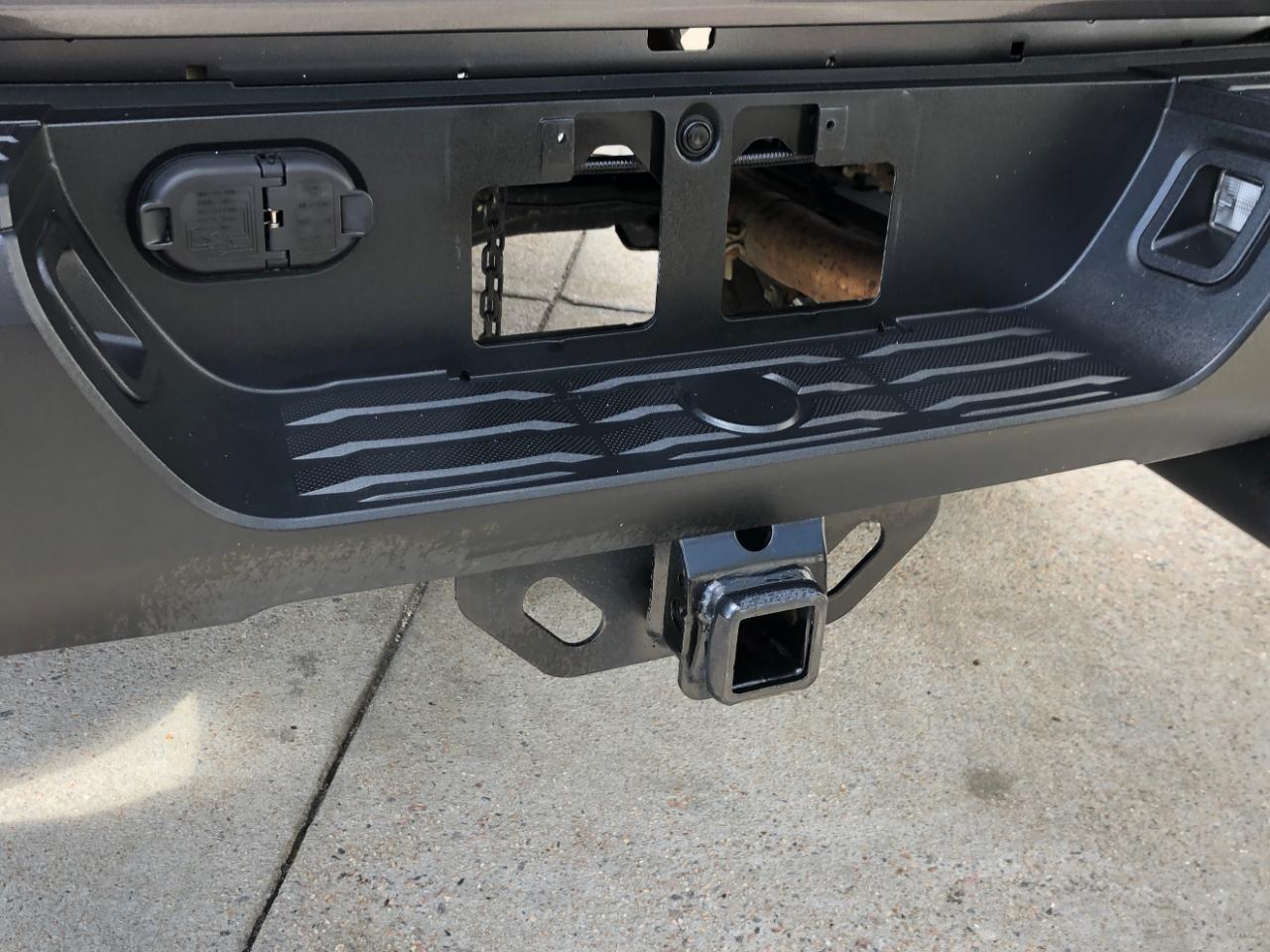 Toyota Tundra 4WD SR5 CrewMax 5.5' Bed 5.7L (Natl) 2019