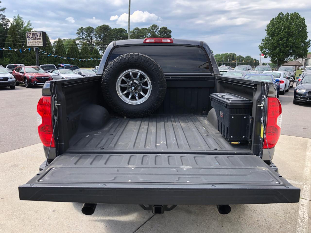 Toyota Tundra 4WD SR5 CrewMax 5.5' Bed 5.7L (Natl) 2019