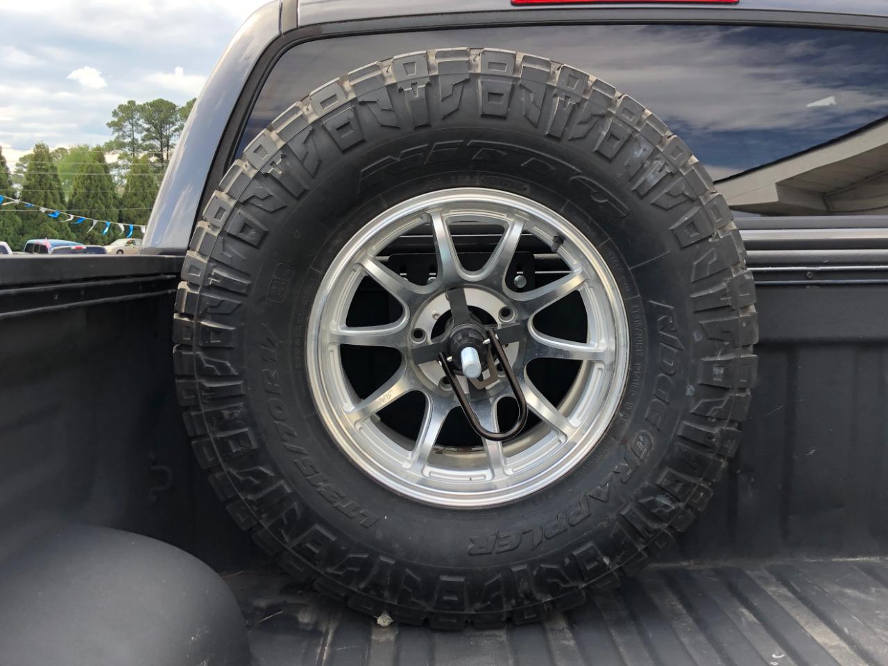 Toyota Tundra 4WD SR5 CrewMax 5.5' Bed 5.7L (Natl) 2019