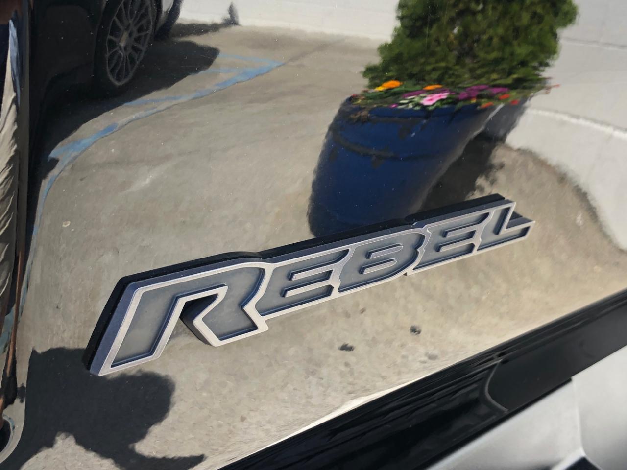 RAM 1500 Rebel 4x4 Crew Cab 5'7" Box 2019