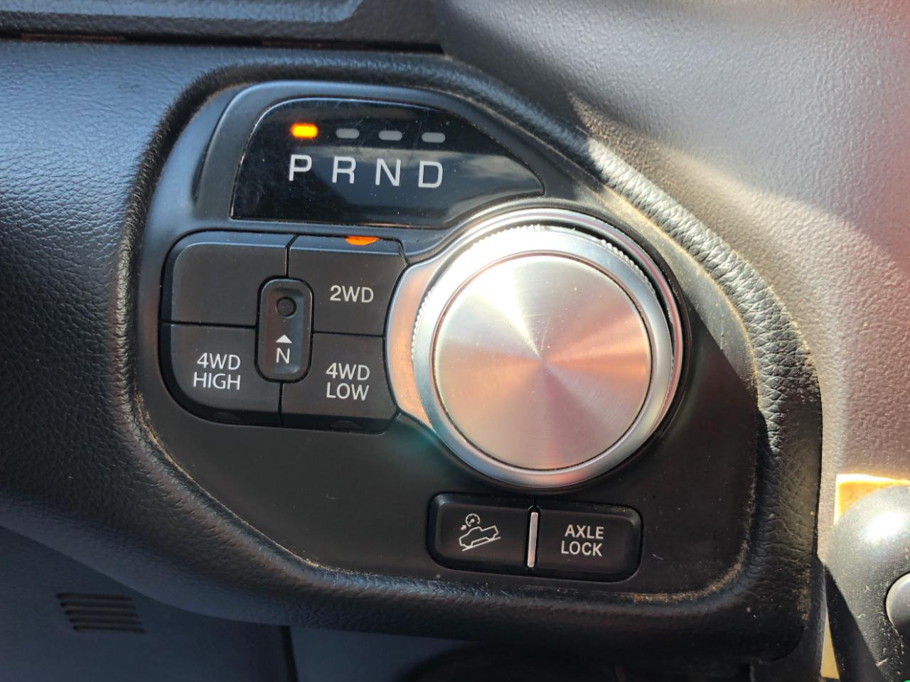 RAM 1500 Rebel 4x4 Crew Cab 5'7" Box 2019
