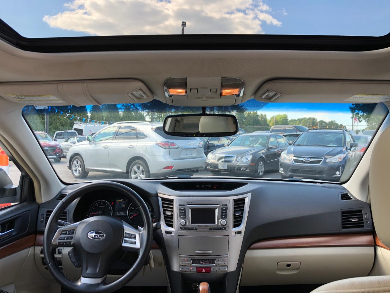 Subaru Outback 4dr Wgn H4 Auto 2.5i Limited 2014