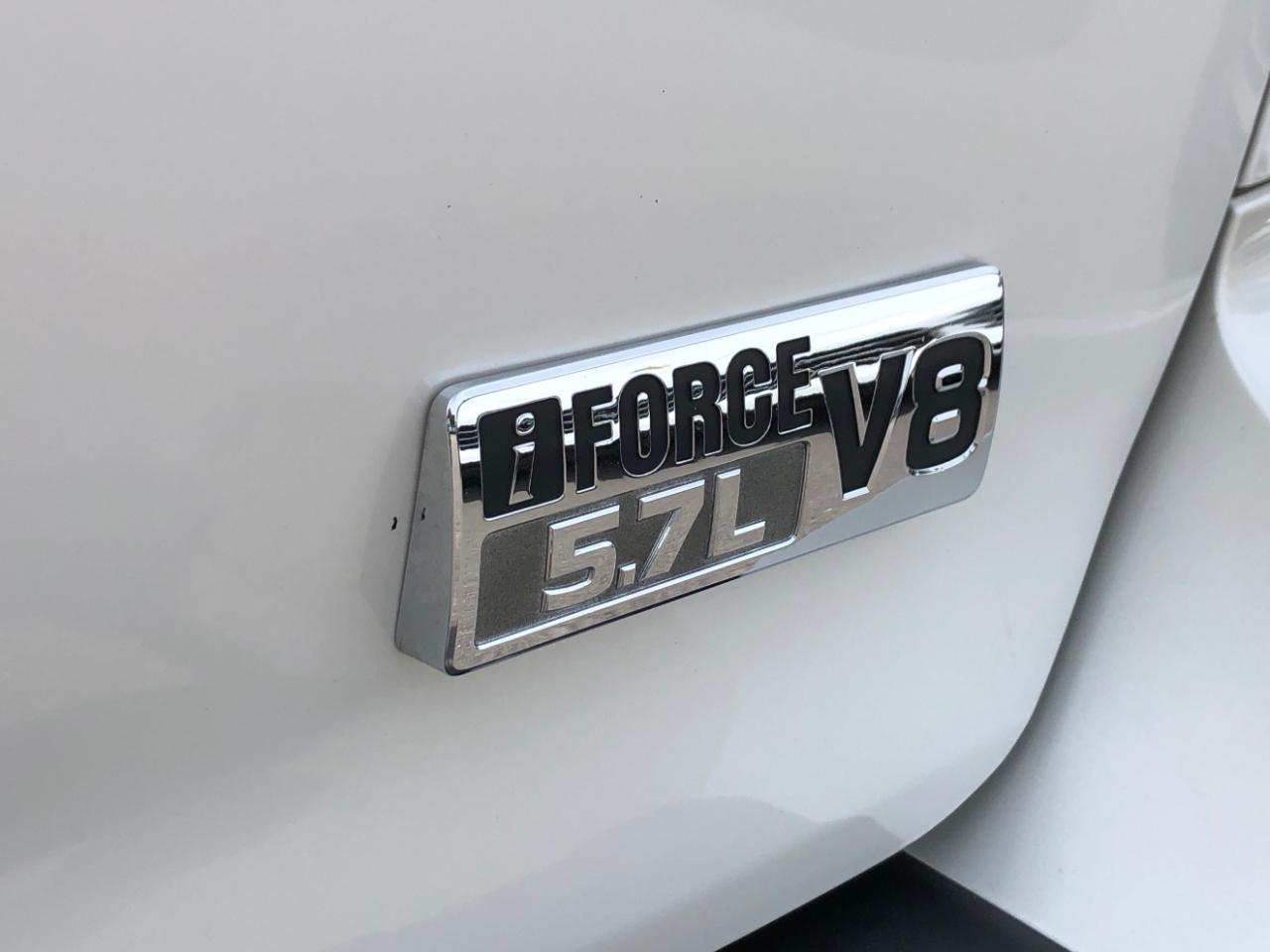 Toyota Sequoia Platinum RWD (Natl) 2017