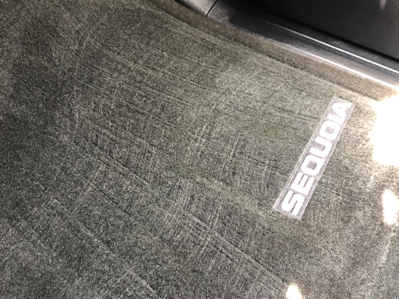 Toyota Sequoia Platinum RWD (Natl) 2017