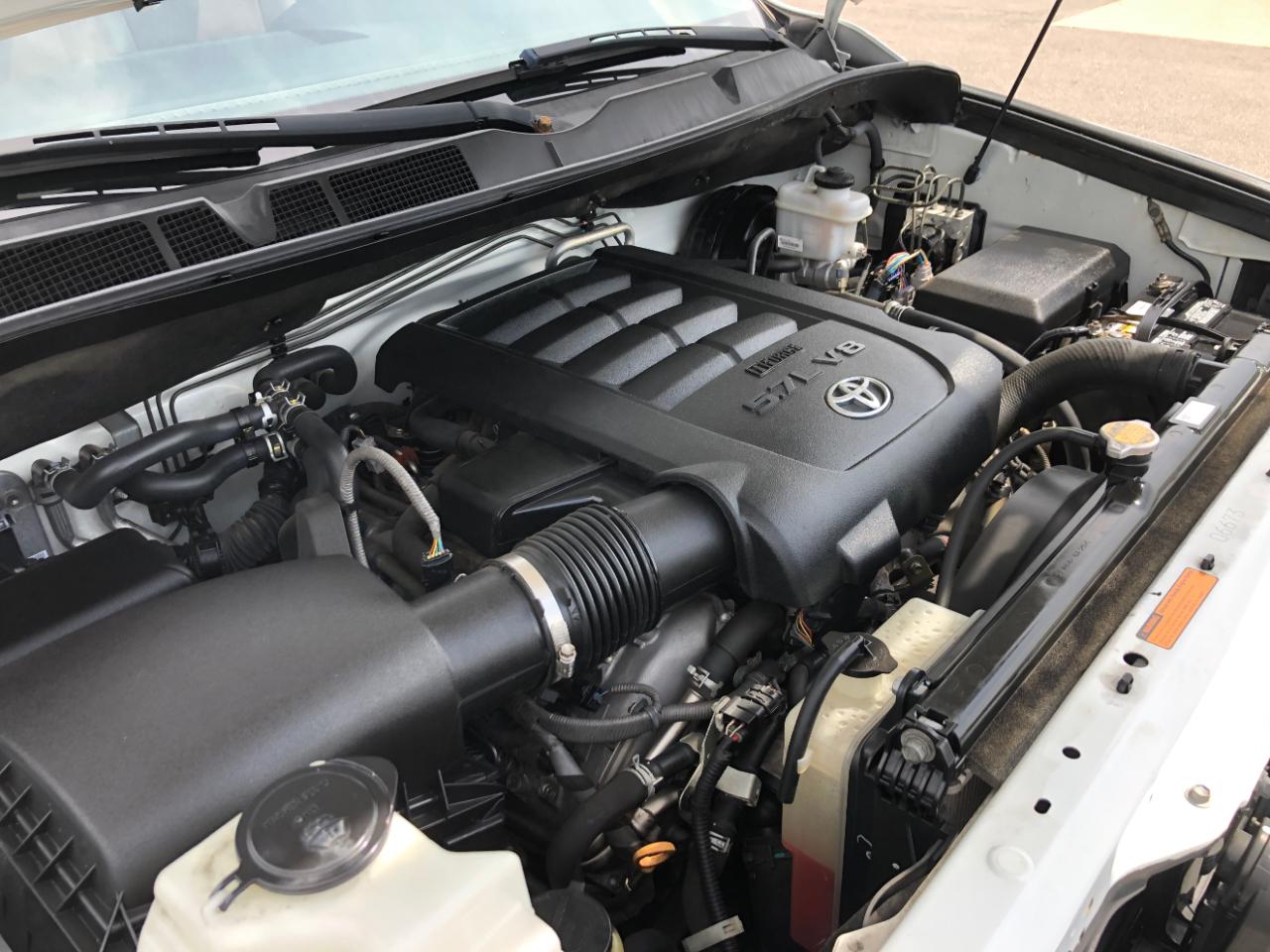 Toyota Sequoia Platinum RWD (Natl) 2017