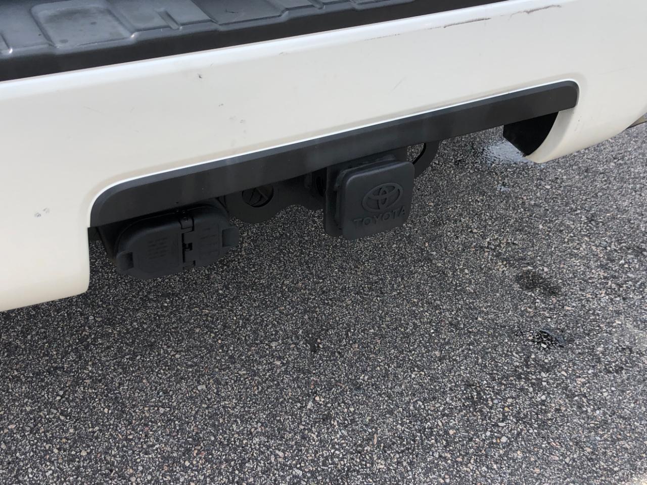 Toyota Sequoia Platinum RWD (Natl) 2017