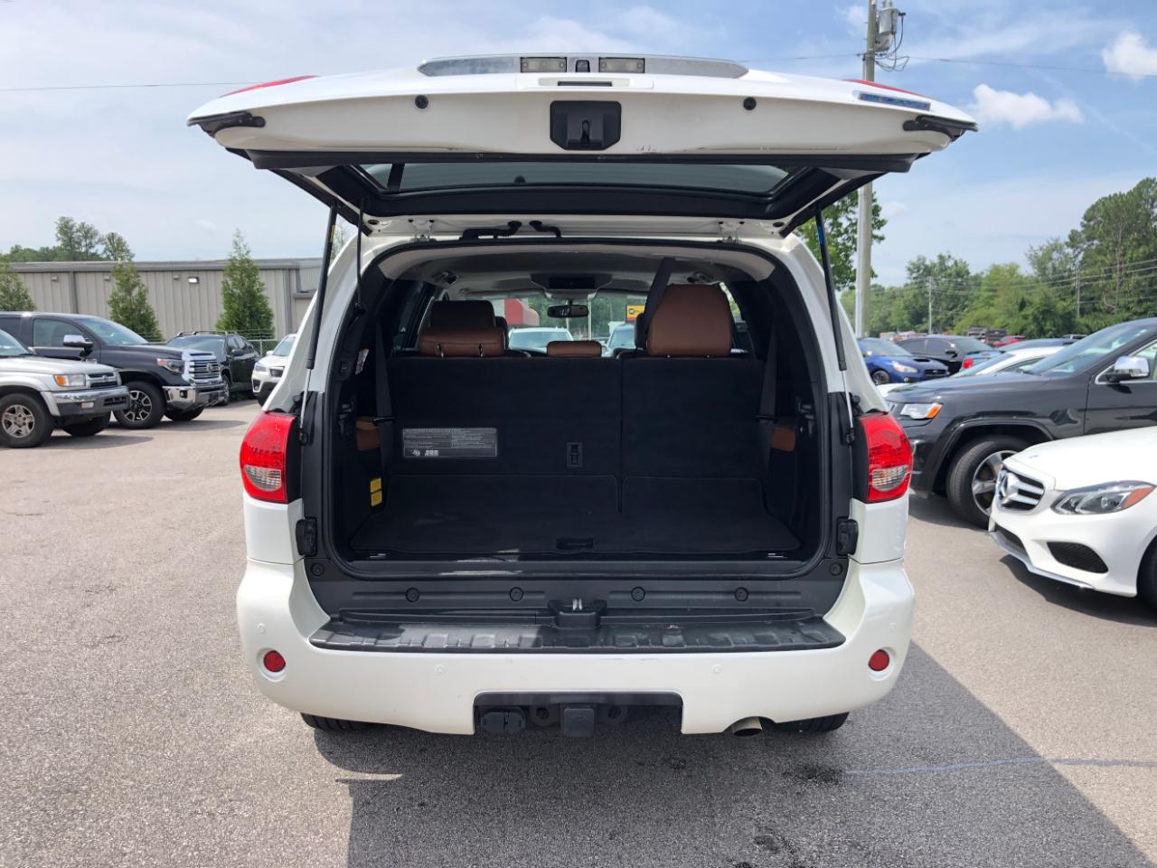 Toyota Sequoia Platinum RWD (Natl) 2017