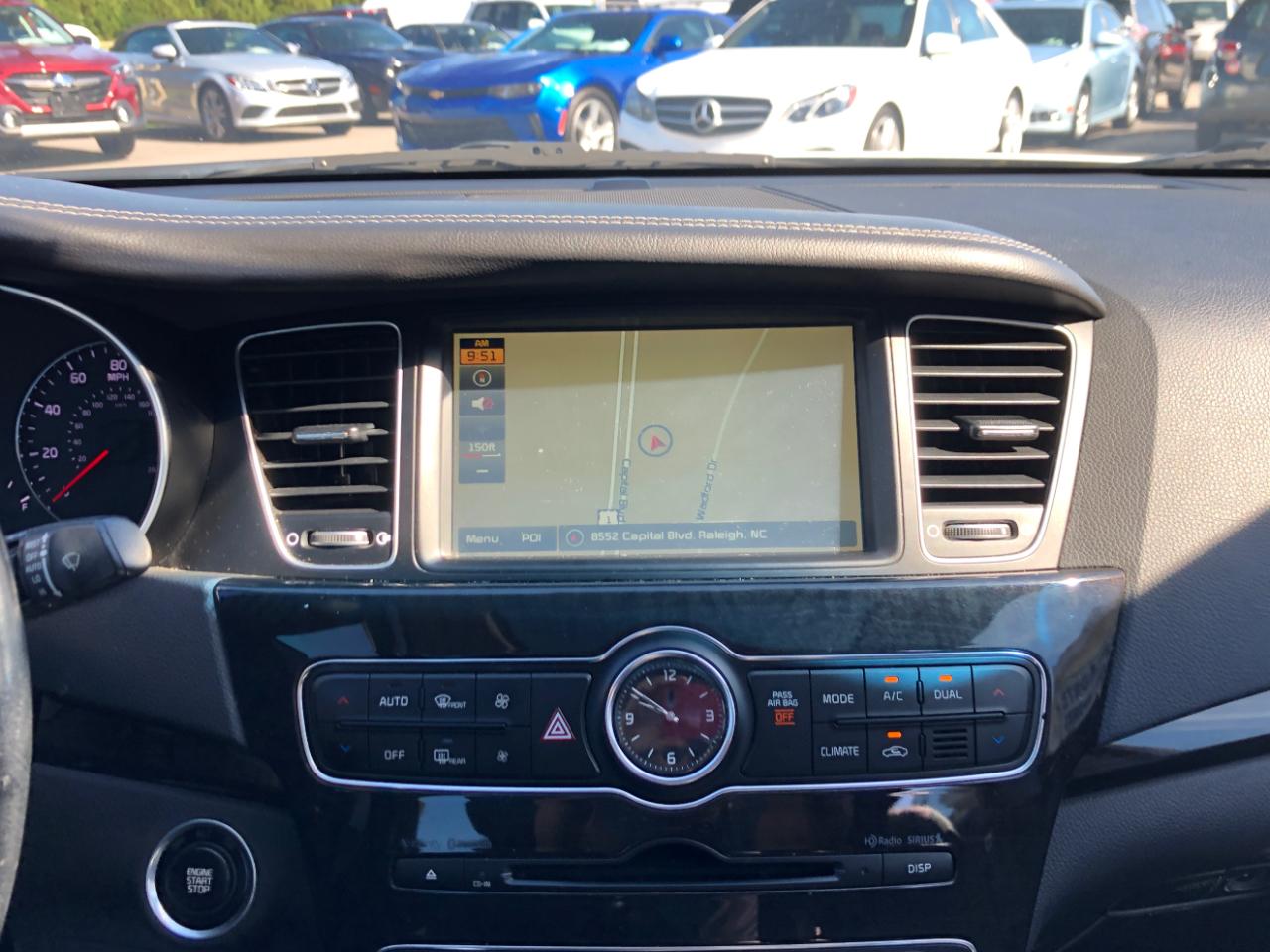 Kia Cadenza 4dr Sdn Premium 2016