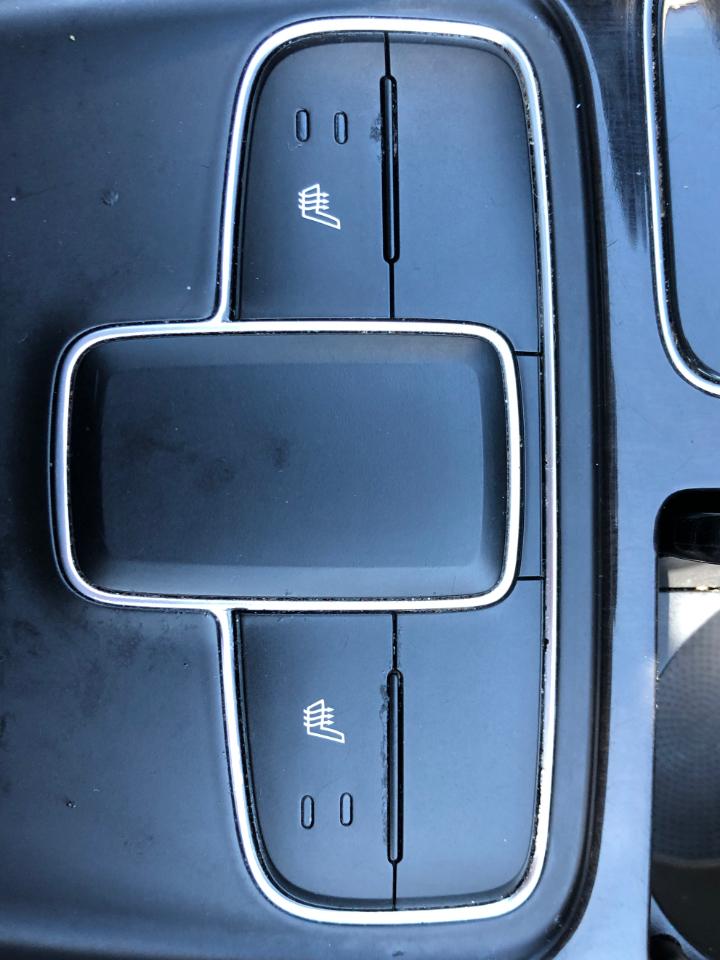 Kia Cadenza 4dr Sdn Premium 2016