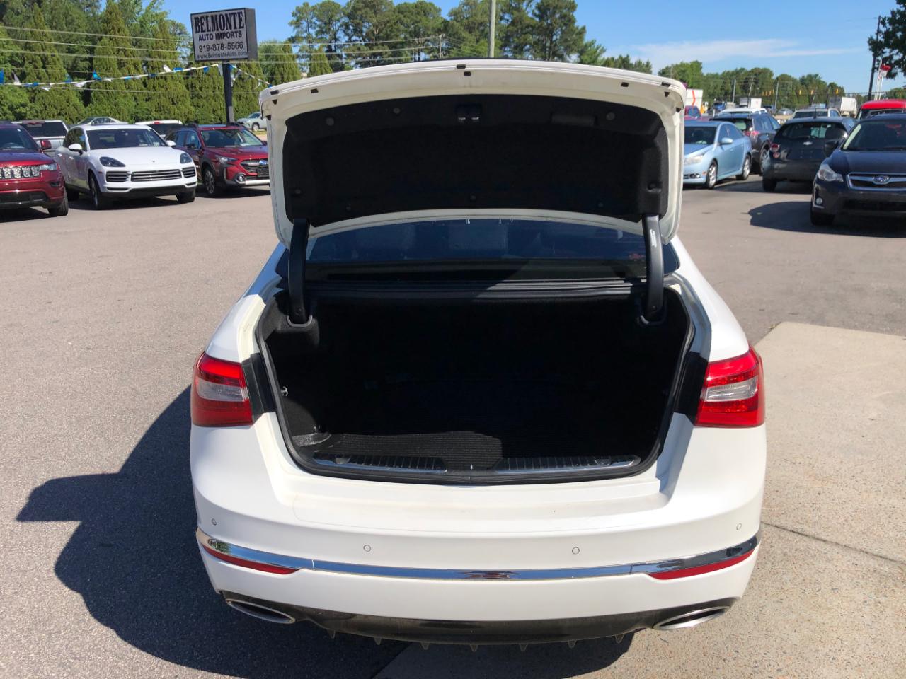 Kia Cadenza 4dr Sdn Premium 2016