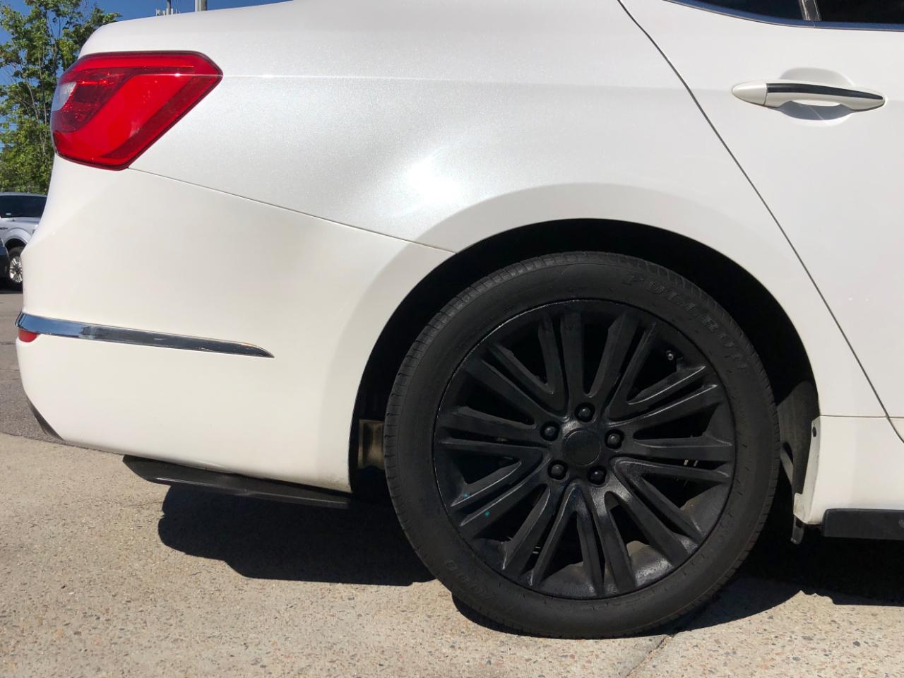 Kia Cadenza 4dr Sdn Premium 2016