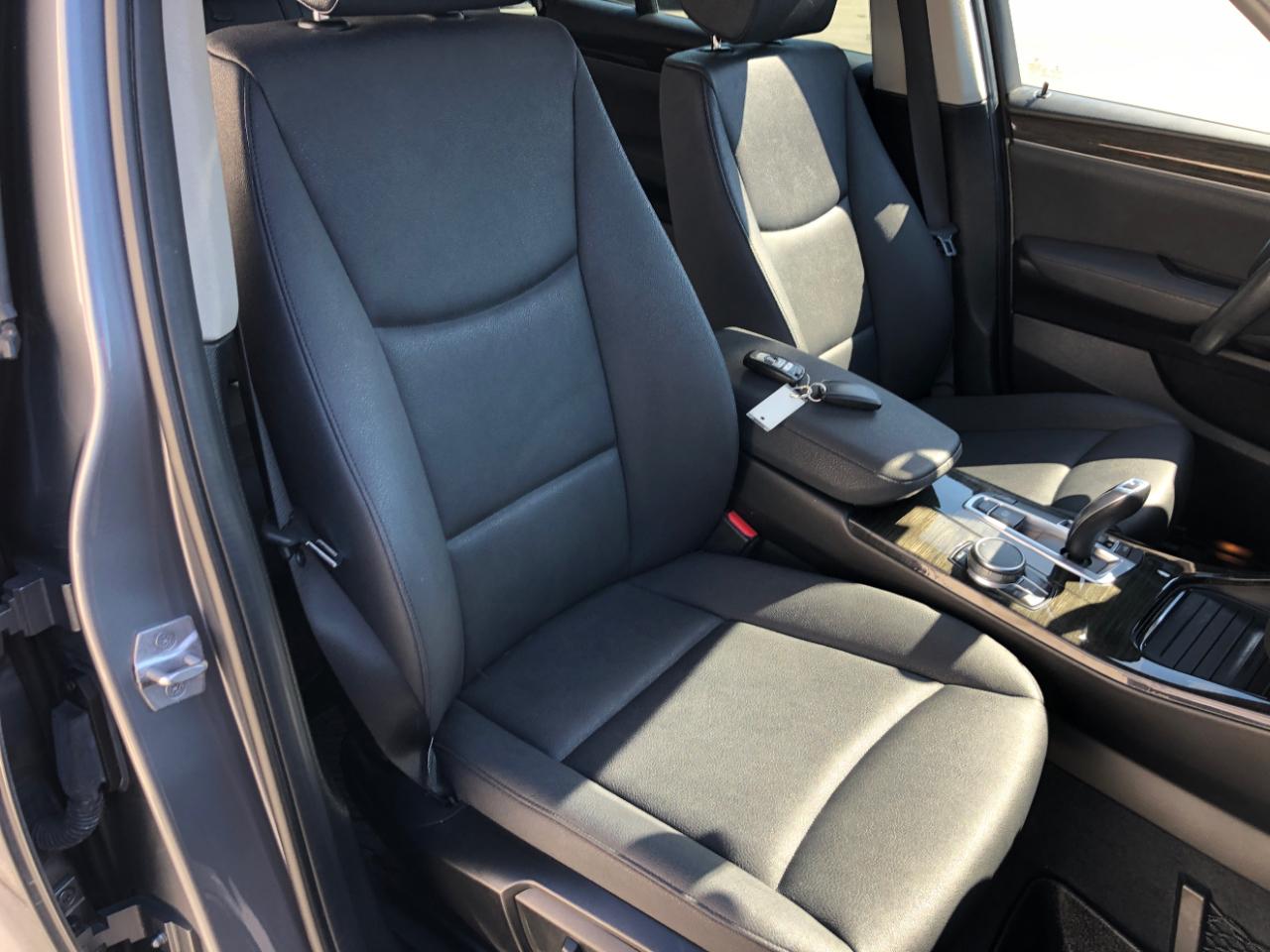 BMW X3 sDrive28i Sports Activity Vehicle 2017