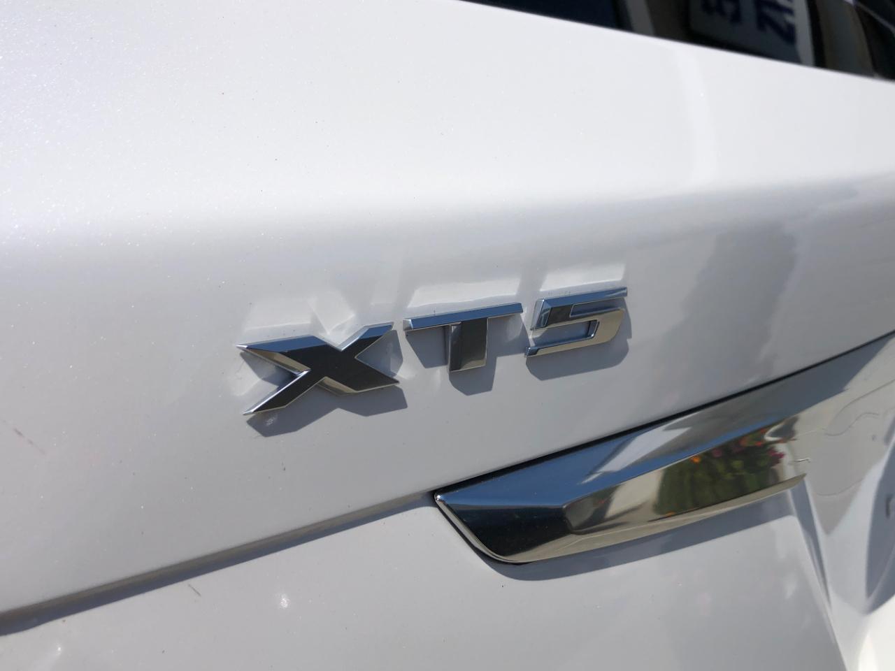 Cadillac XT5 FWD 4dr Luxury 2017