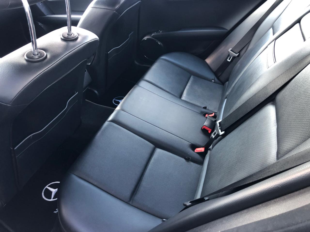 Mercedes-Benz C-Class 4dr Sdn C 300 Sport 4MATIC 2011