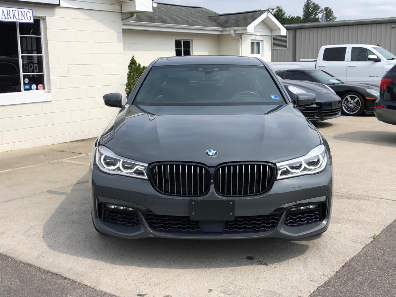 BMW 7 Series 750i xDrive Sedan 2018