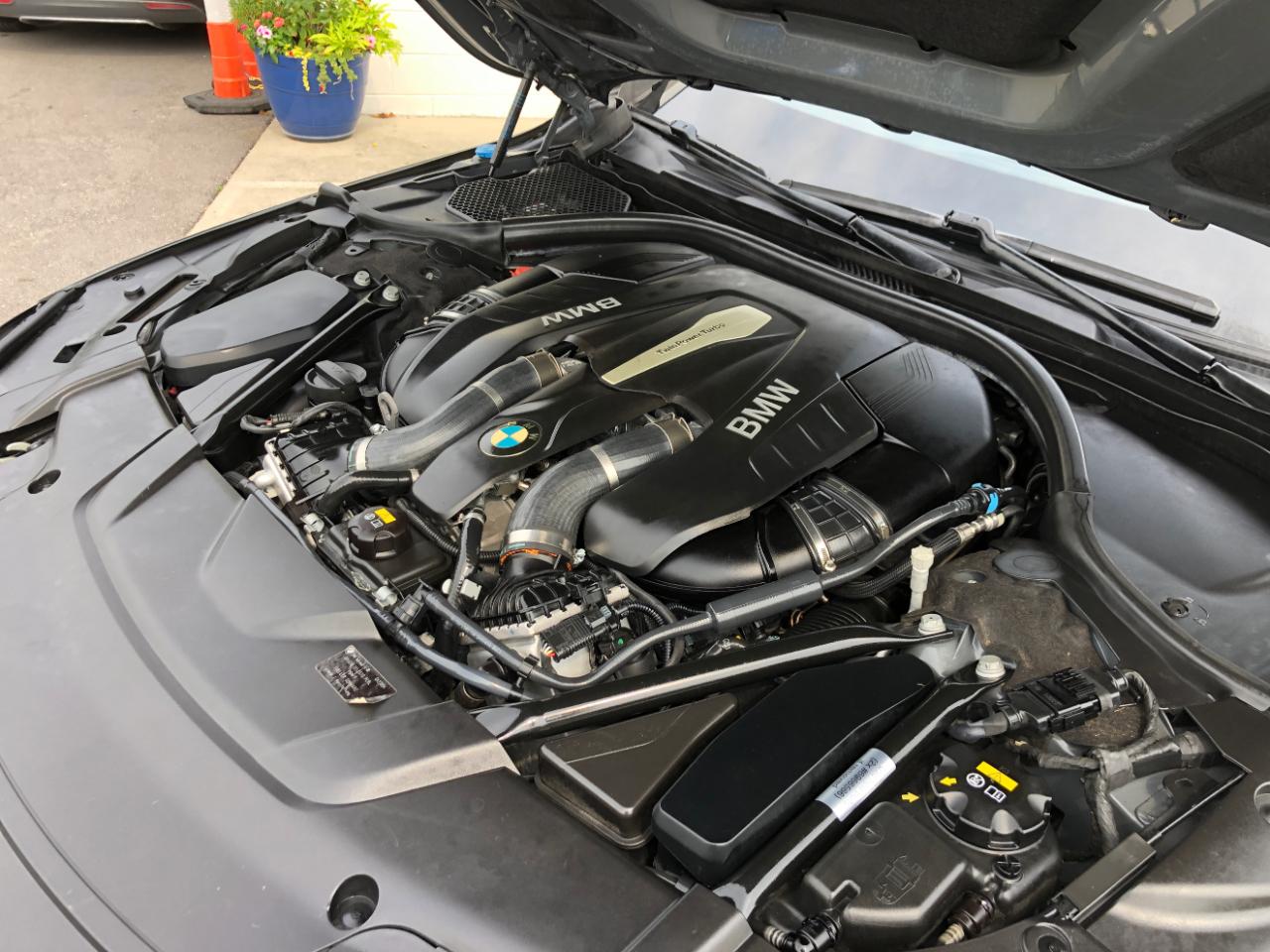 BMW 7 Series 750i xDrive Sedan 2018