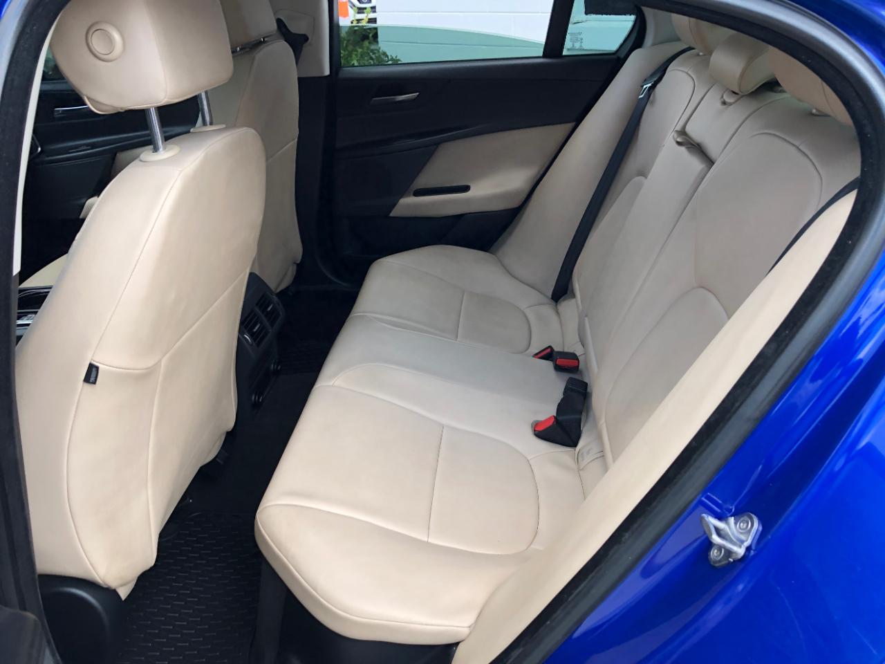 Jaguar XE 35t Premium AWD 2017