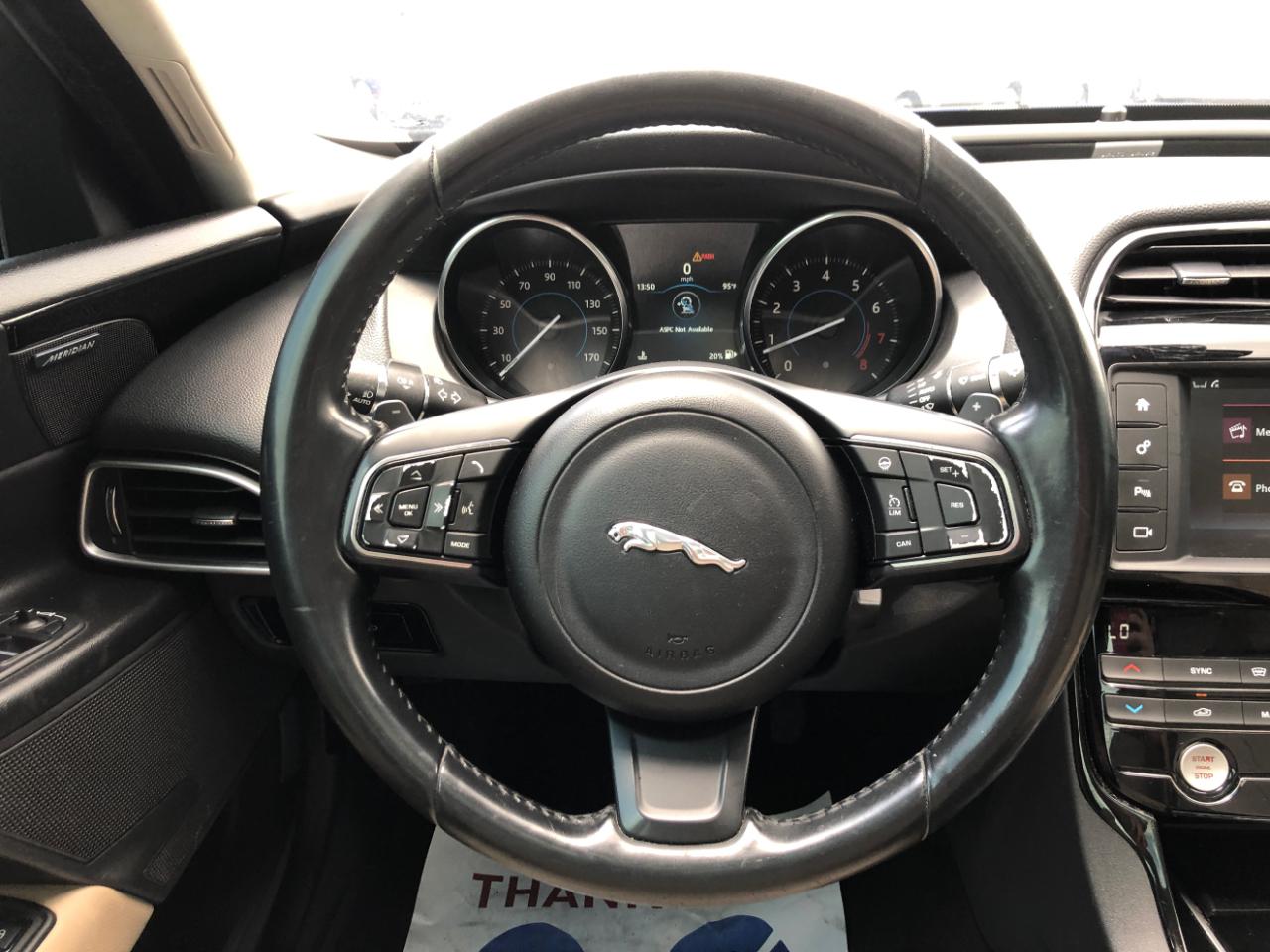 Jaguar XE 35t Premium AWD 2017