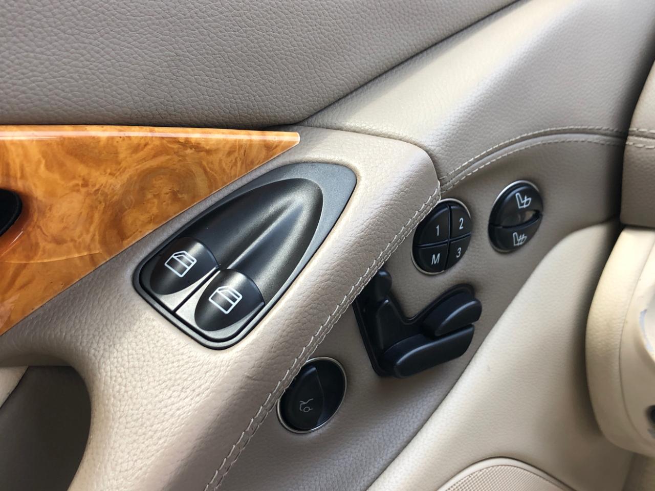 Mercedes-Benz SL-Class 2dr Roadster 5.5L V8 2007