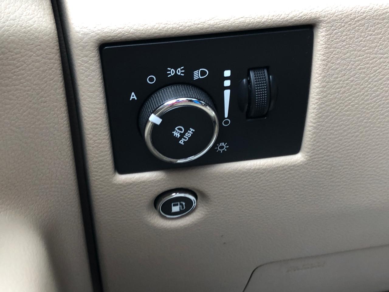 Jeep Grand Cherokee RWD 4dr Overland 2015