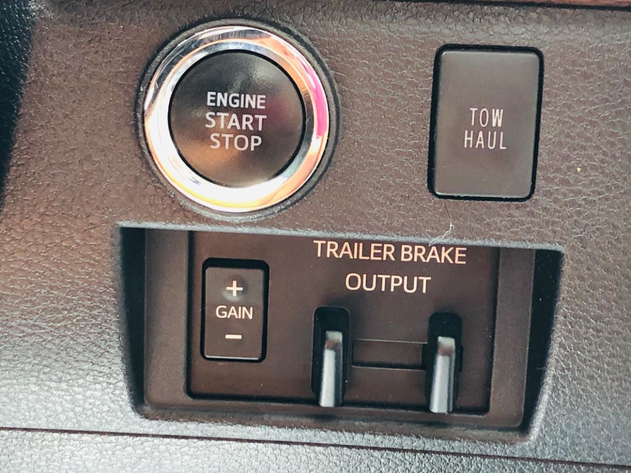 Toyota Tundra 4WD 1794 Edition CrewMax 5.5' Bed 5.7L (Natl) 2021