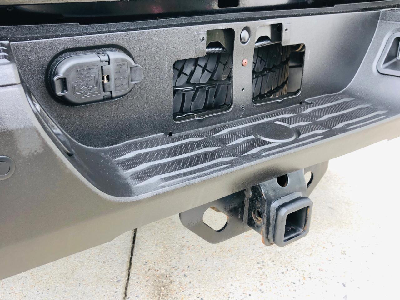 Toyota Tundra 4WD 1794 Edition CrewMax 5.5' Bed 5.7L (Natl) 2021