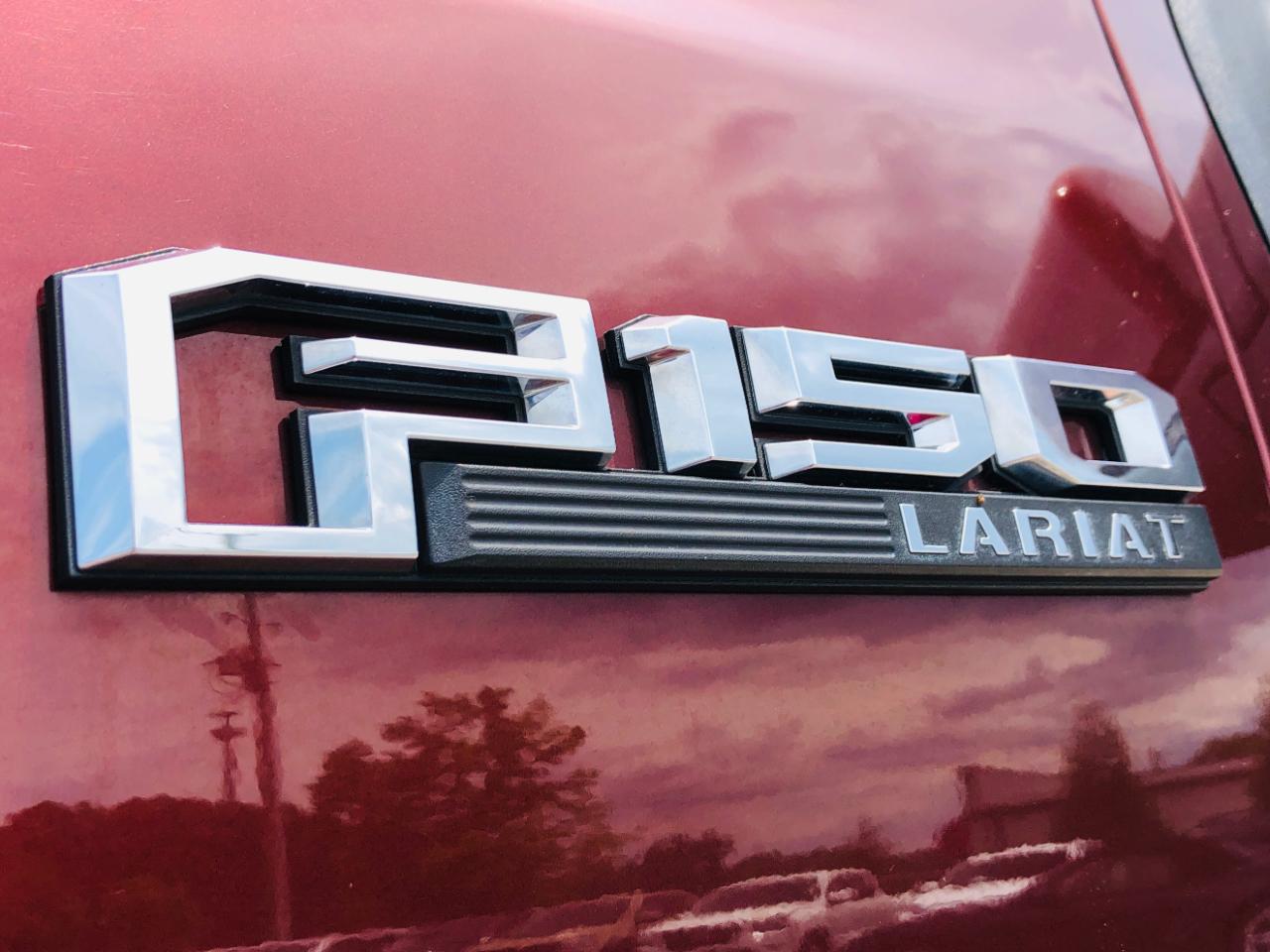 Ford F-150 4WD SuperCrew 145" Lariat 2016