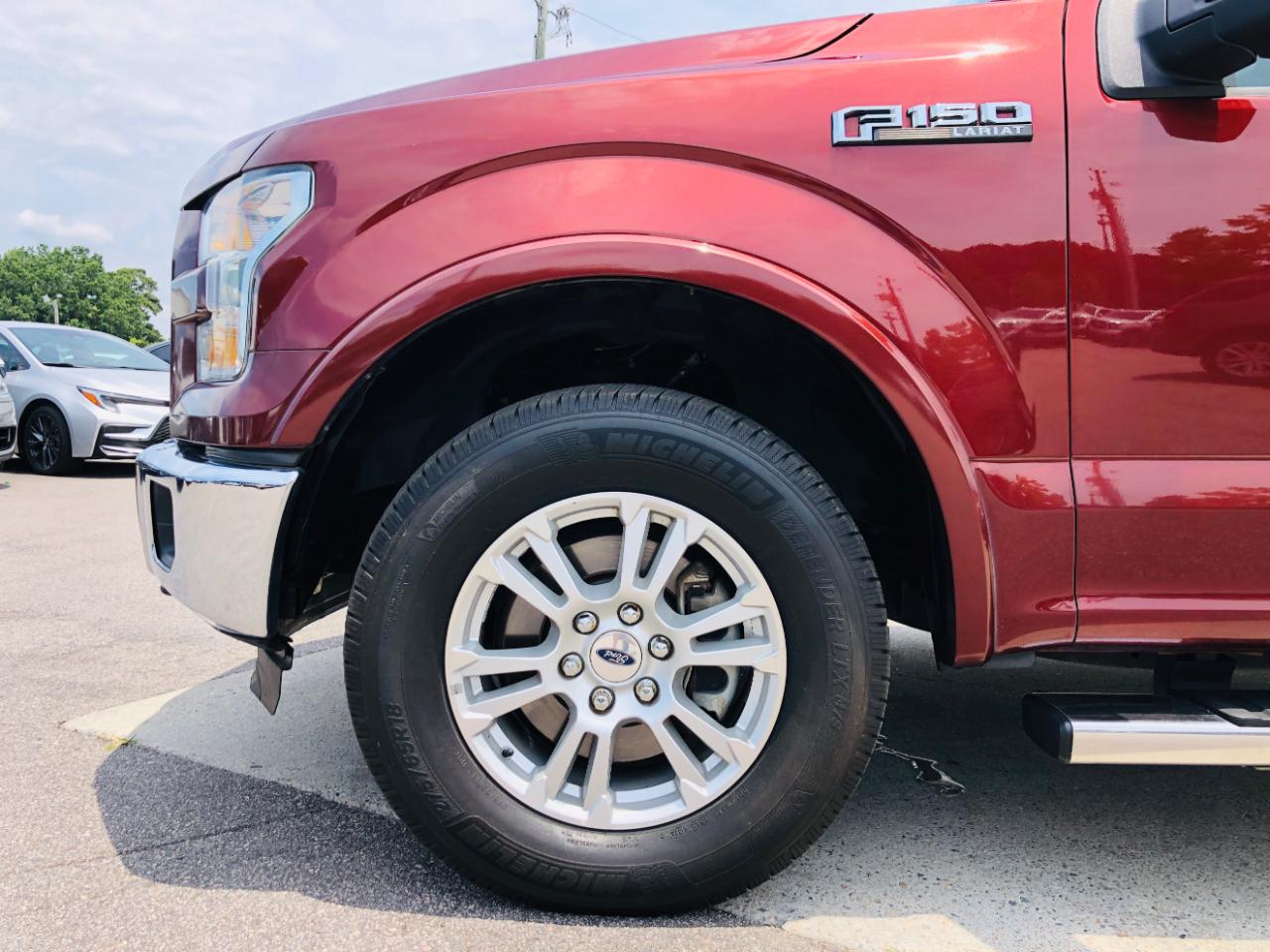 Ford F-150 4WD SuperCrew 145" Lariat 2016