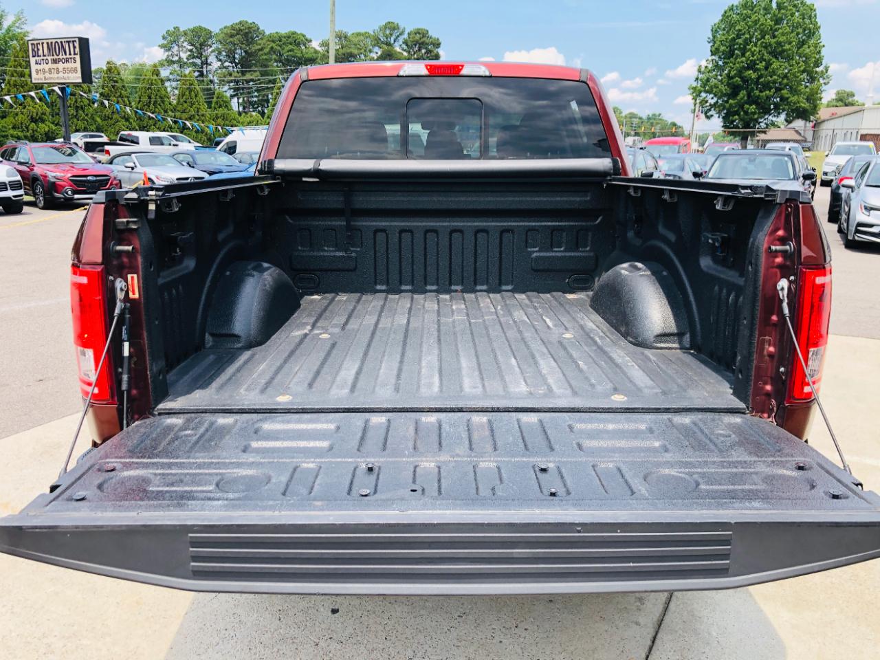 Ford F-150 4WD SuperCrew 145" Lariat 2016