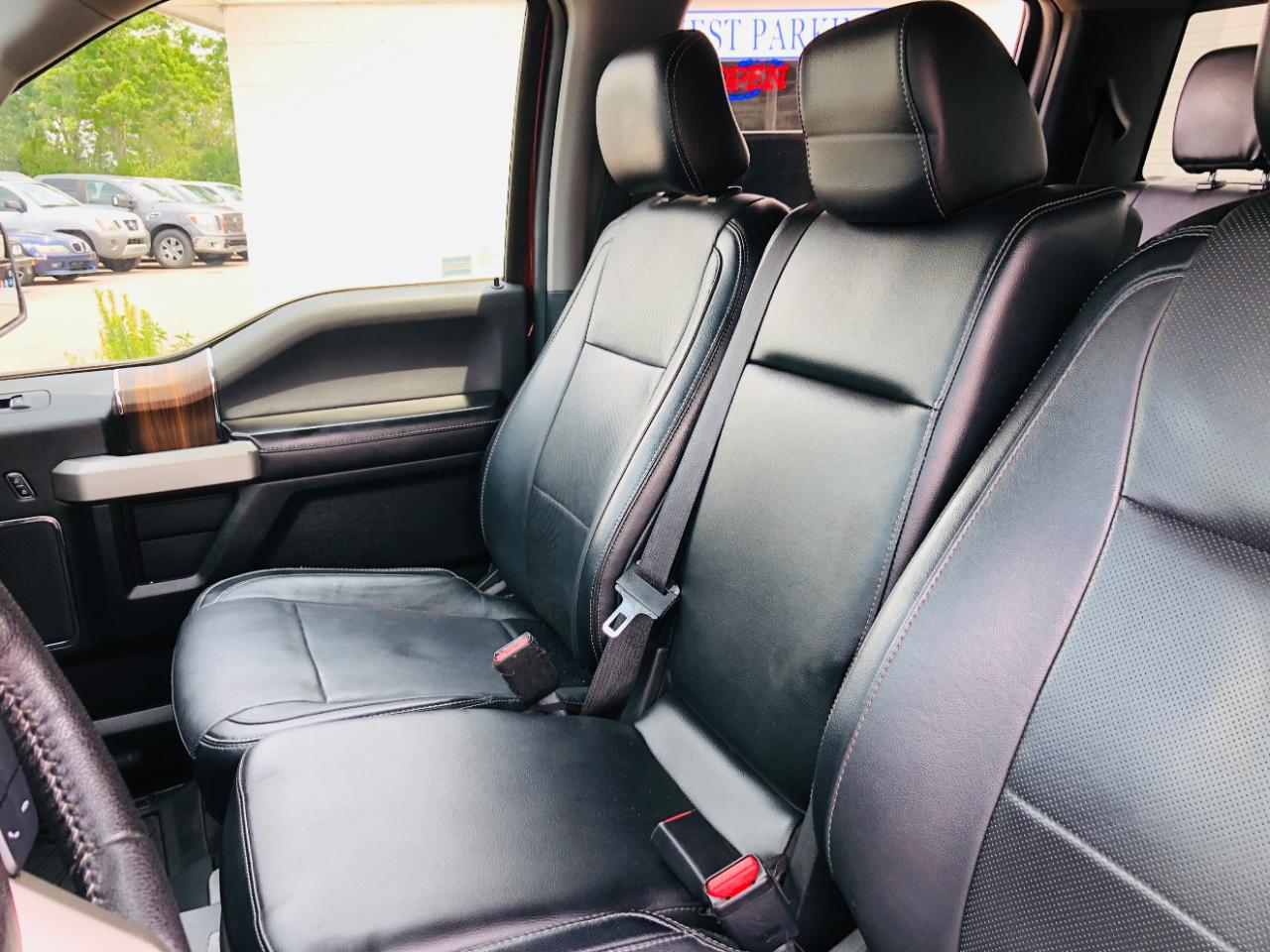 Ford F-150 4WD SuperCrew 145" Lariat 2016