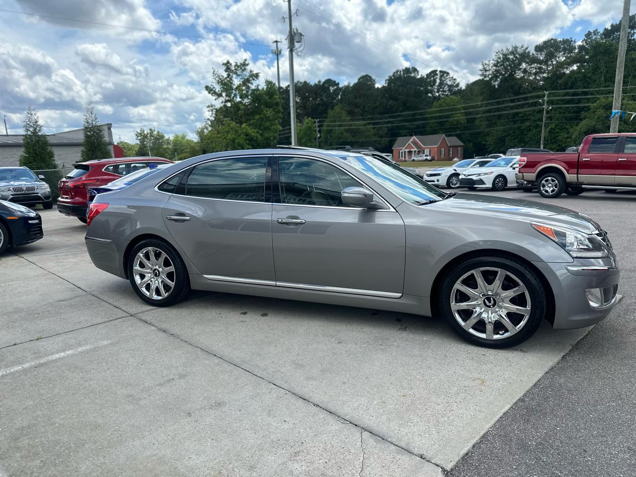 Hyundai Equus 4dr Sdn Ultimate 2011