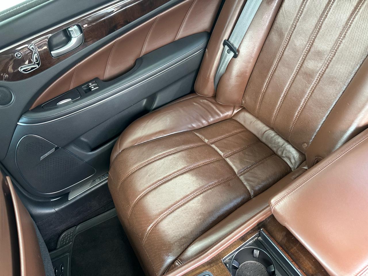 Hyundai Equus 4dr Sdn Ultimate 2011