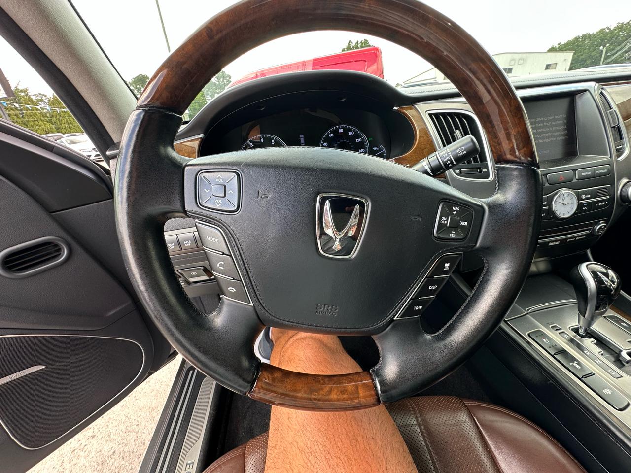 Hyundai Equus 4dr Sdn Ultimate 2011