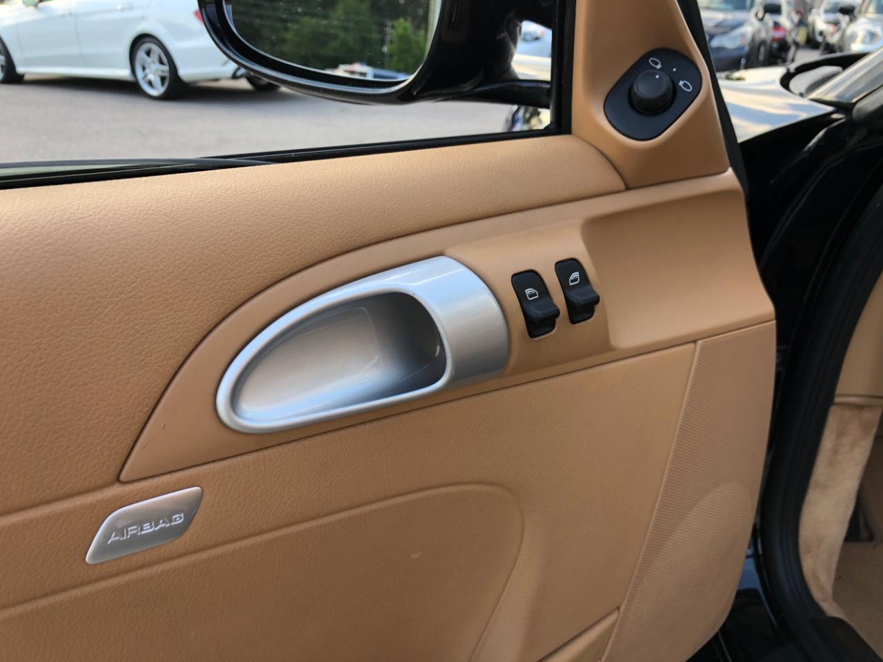 Porsche Boxster 2dr Roadster 2010