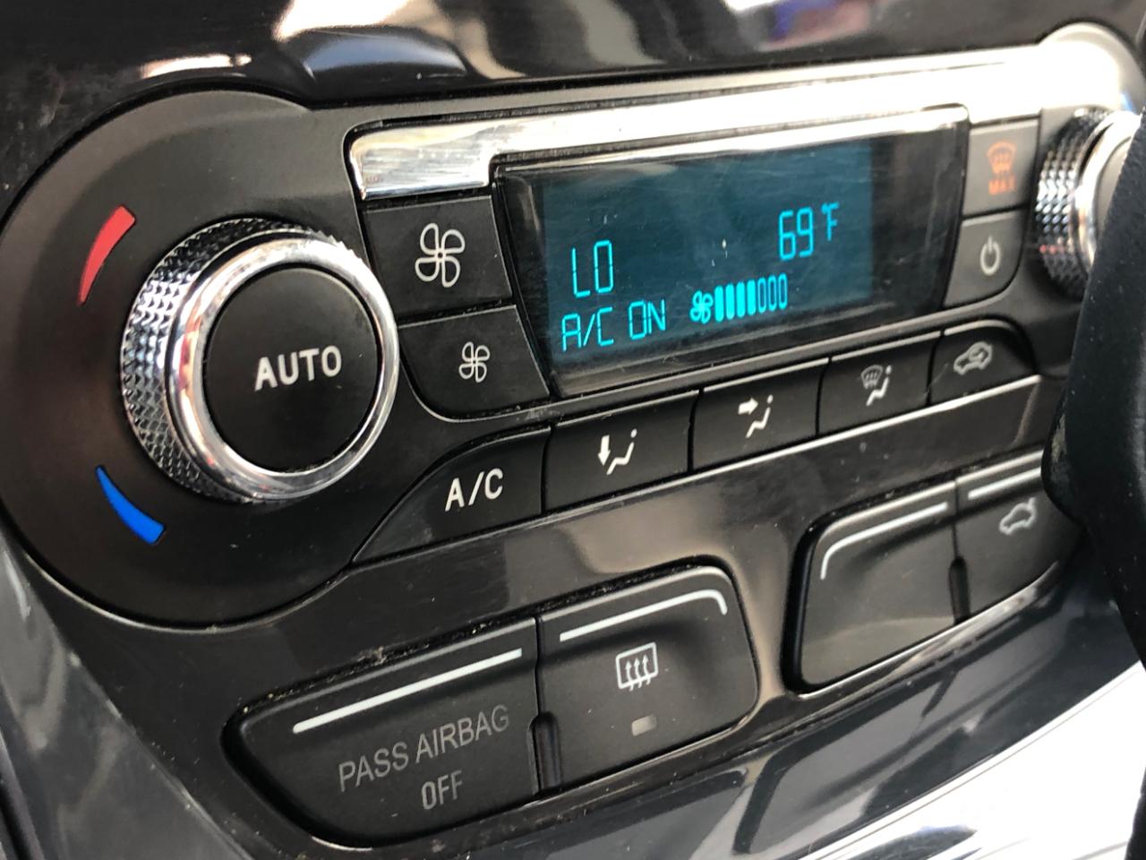 Ford Escape FWD 4dr Titanium 2013