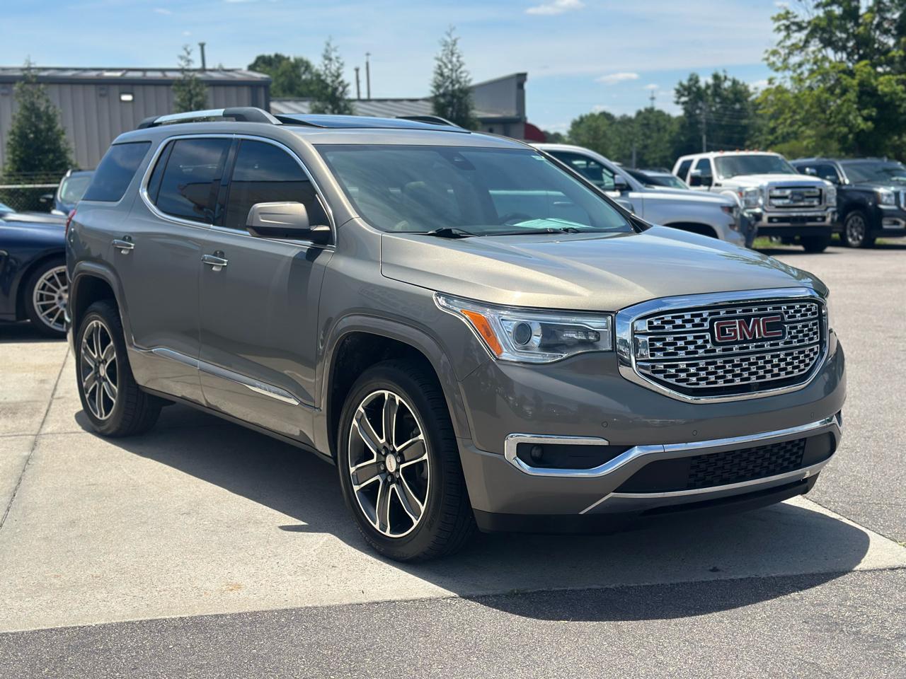 GMC Acadia FWD 4dr Denali 2019
