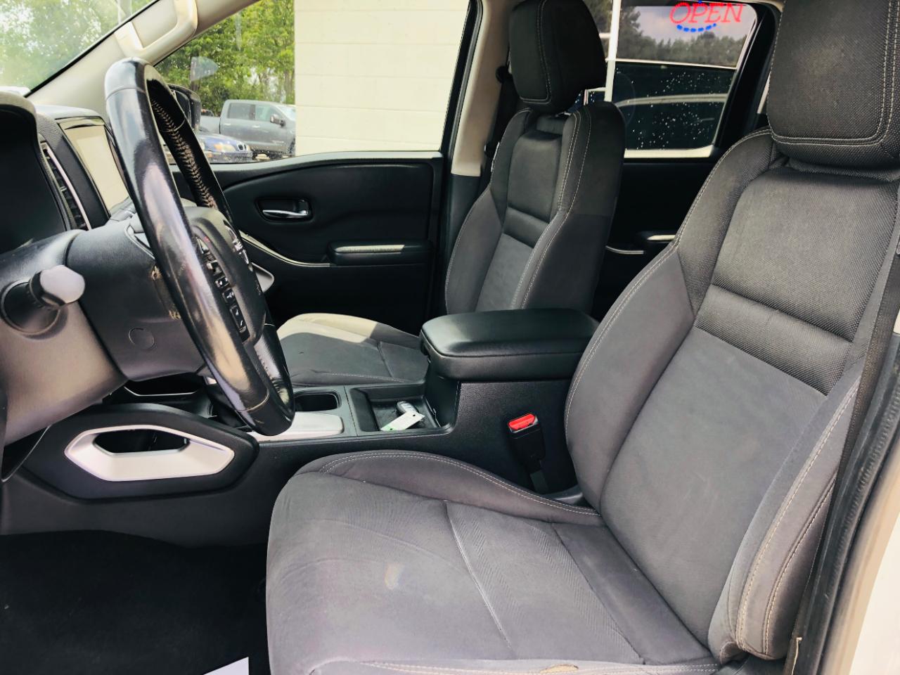 Nissan Frontier Crew Cab 4x2 SV Auto Long Bed 2022