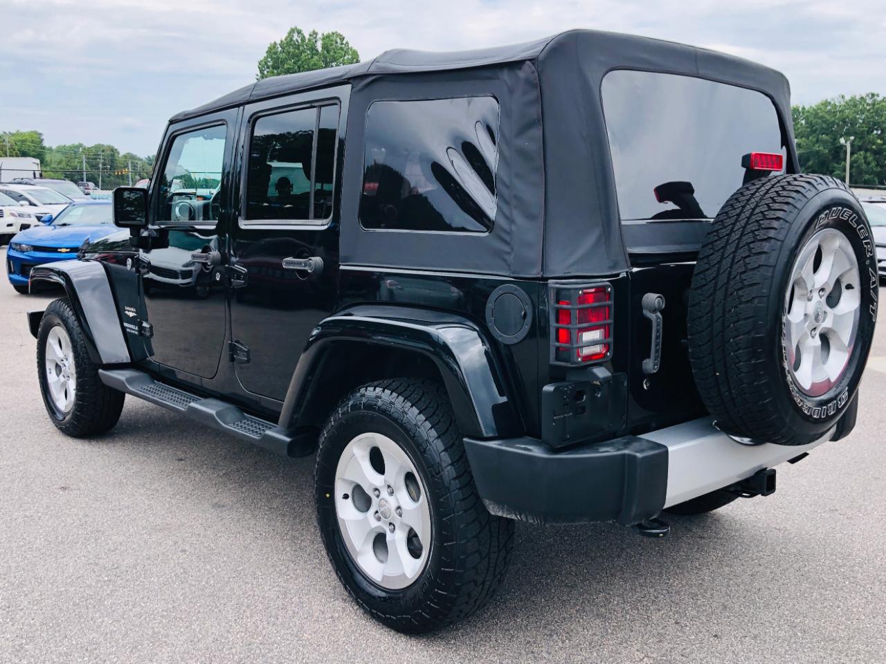 Jeep Wrangler Unlimited 4WD 4dr Sahara 2014